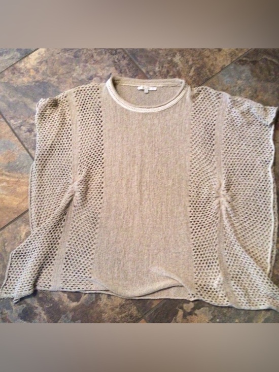 Miss Me Sweaters - Miss Me Short Sleeve Crocheted sweater/cape - size large. Q